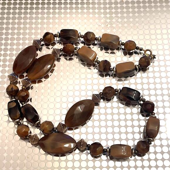 Vintage Brown Tan Acrylic Bead Gold Tone Spacer Beaded Necklace B#18 - Picture 11 of 11